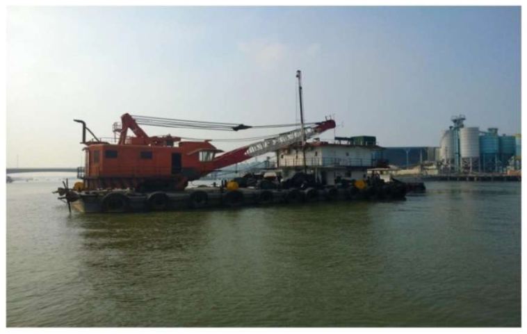 Zhongshan Honghong 312 - Clamshell Dredger mitra PT Trans Marindo Succes