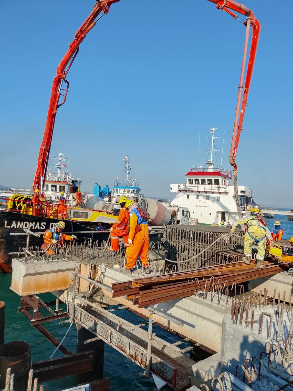 Dokumentasi crew kapal 2