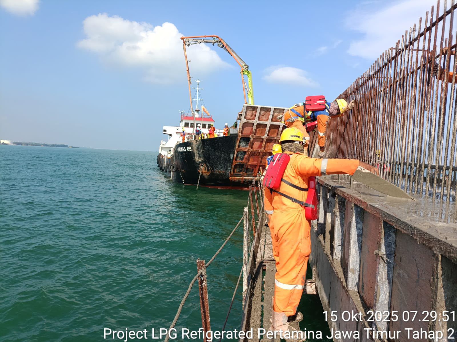 Dokumentasi crew kapal 3